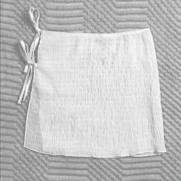 White shirred tie side cover up skirt - Picture 2 of 3